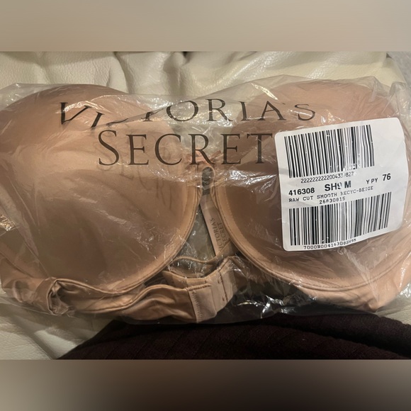 Victoria’s Secret Perfect Shape Push-Up Smooth Bra 36D - Picture 4 of 7